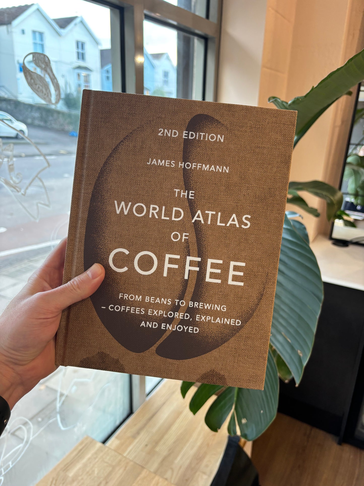 THE WORLD ATLAS OF COFFEE - JAMES HOFFMANN BOOK