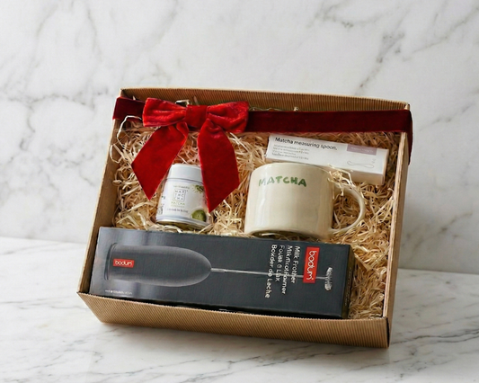 Matcha Lover’s Gift Box – Luxury Matcha Hamper with Matcha Mug, Premium Matcha Powder & Frothing Whisk